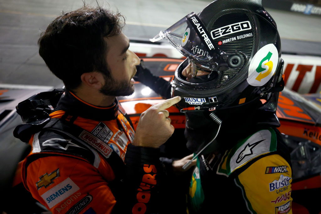 Harvick Facing Must Win Situation in Playoffs at Bristol